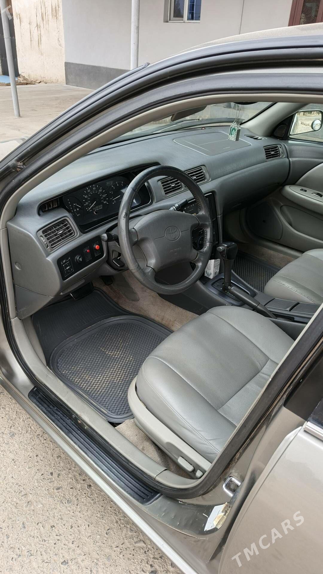 Toyota Camry 2001 - 180 000 TMT - Gubadag - img 5