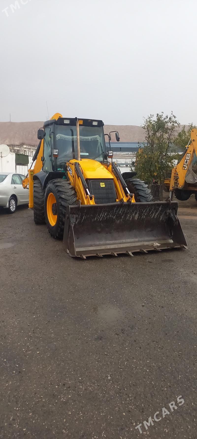 JCB 4CX ECO 2008 - 650 000 TMT - Türkmenbaşy - img 2