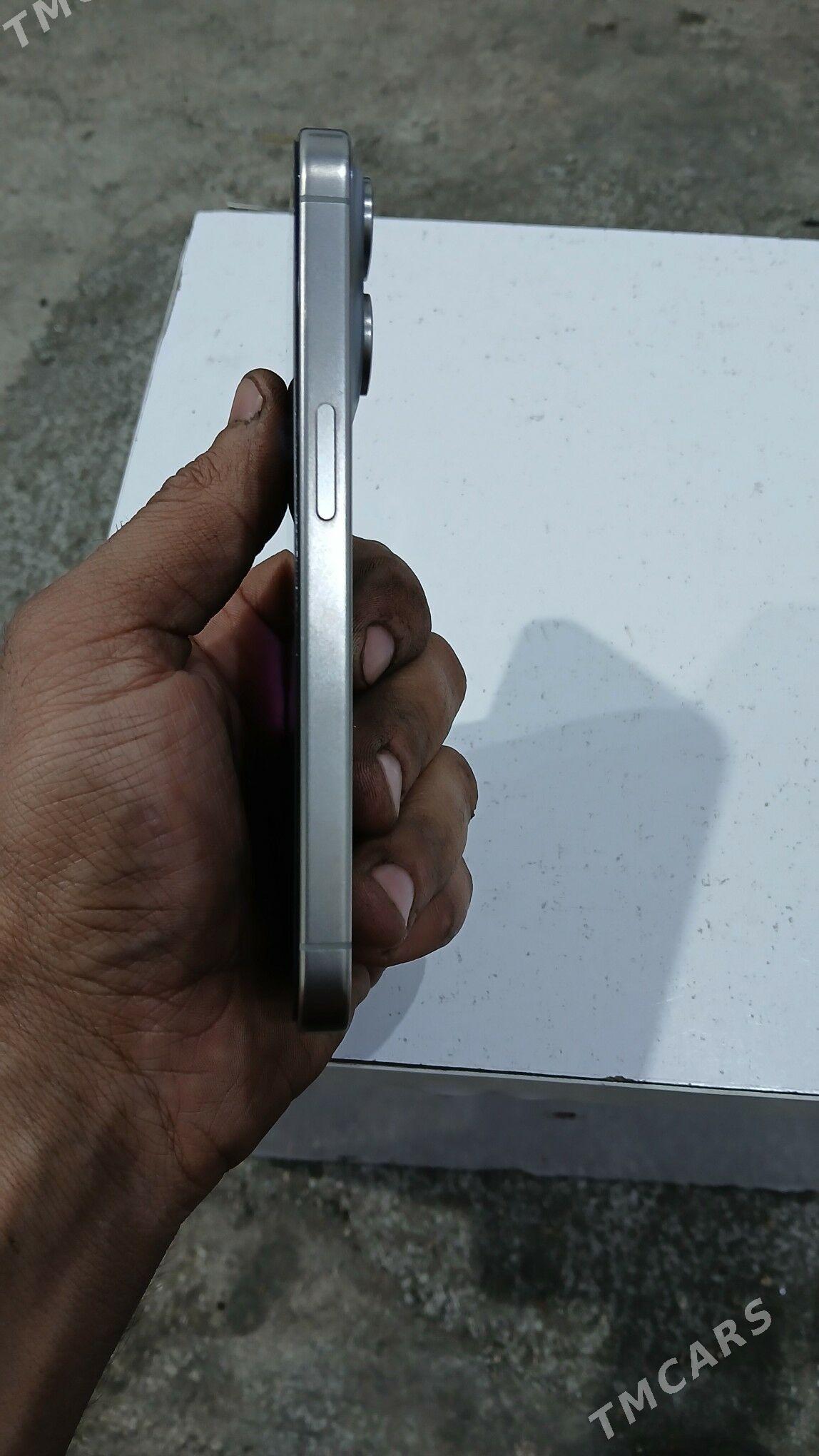 Iphone 15 pro - Арзув - img 4