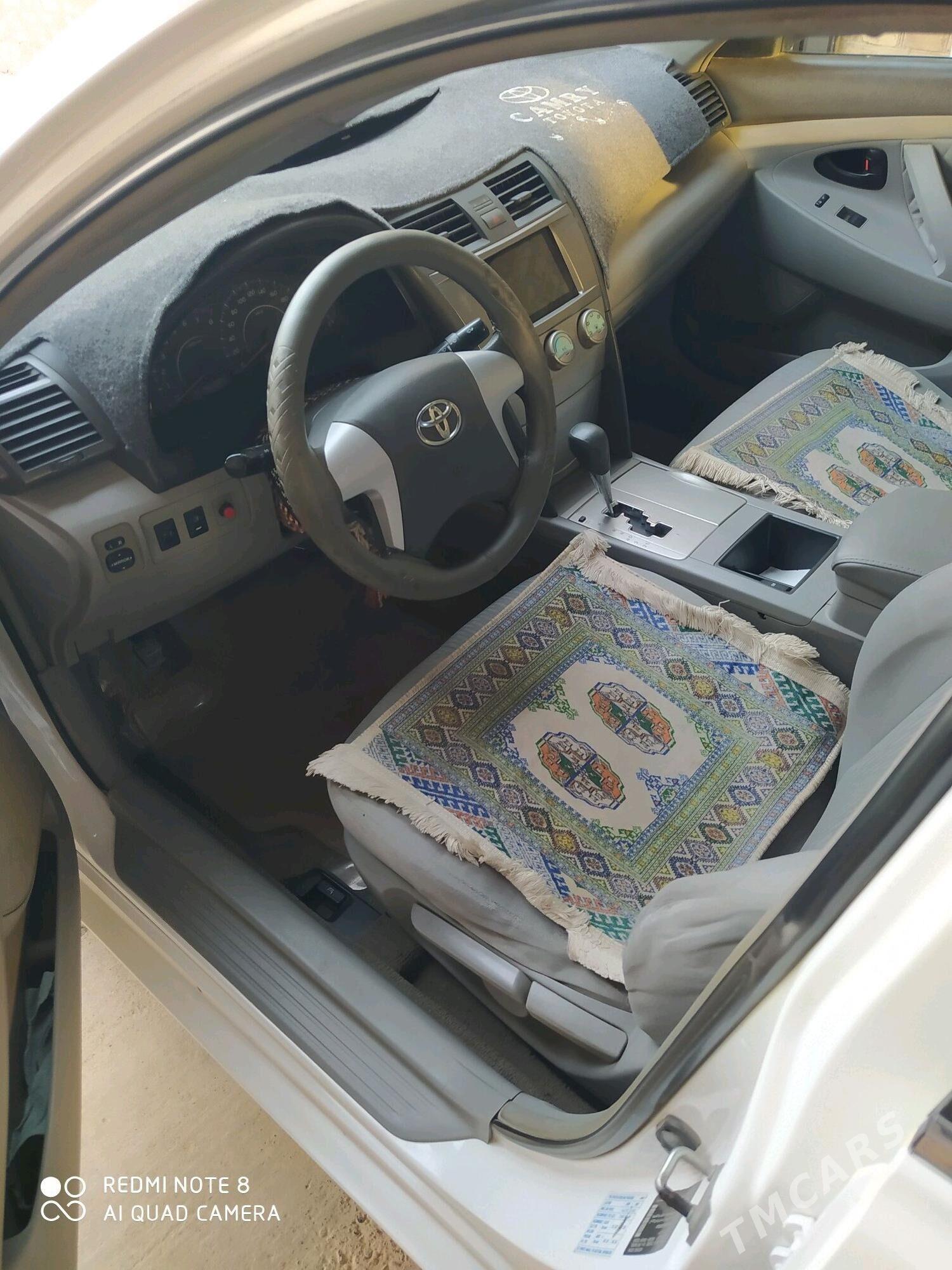 Toyota Camry 2010 - 145 000 TMT - Теджен - img 7