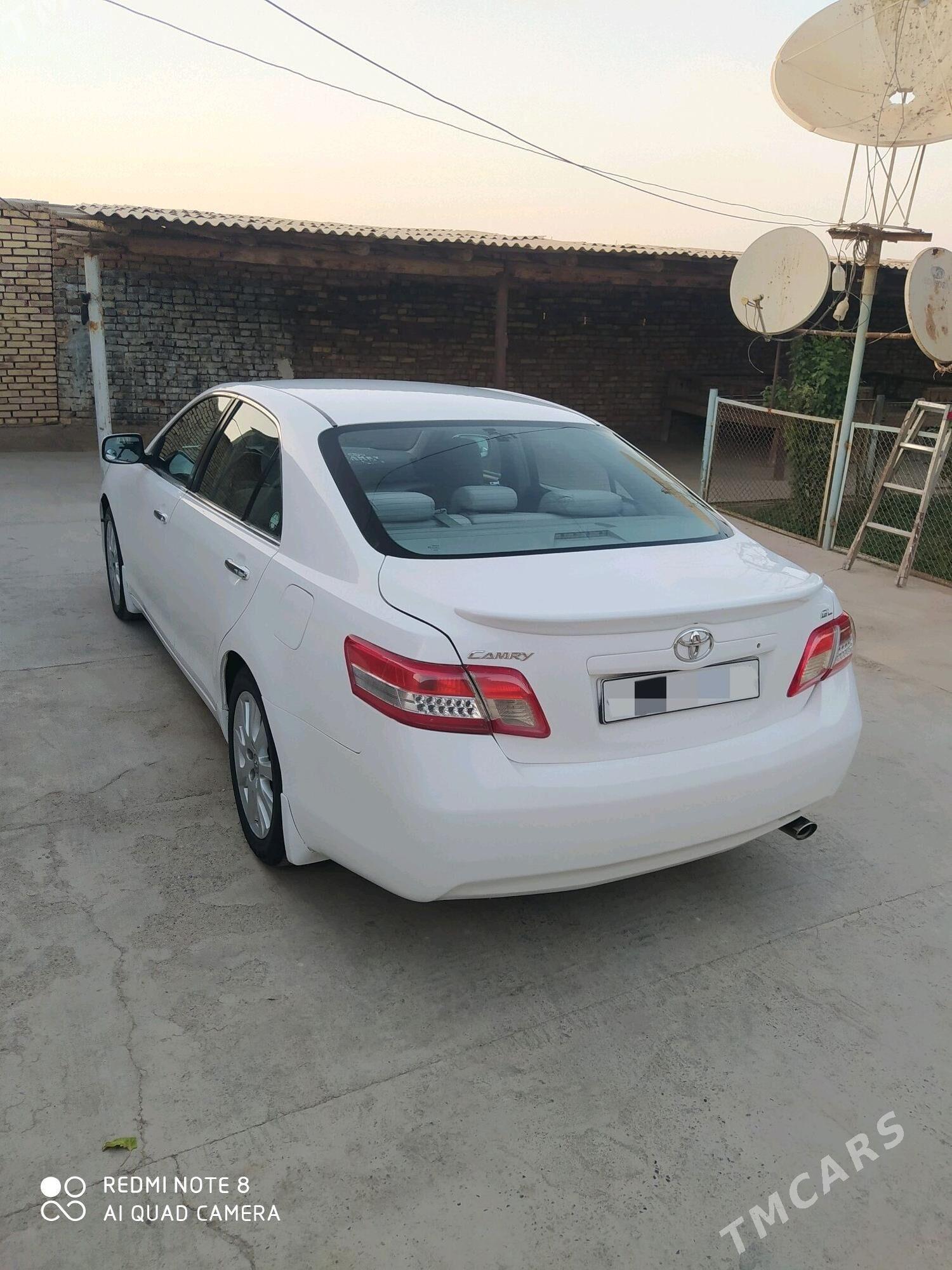 Toyota Camry 2010 - 145 000 TMT - Теджен - img 5
