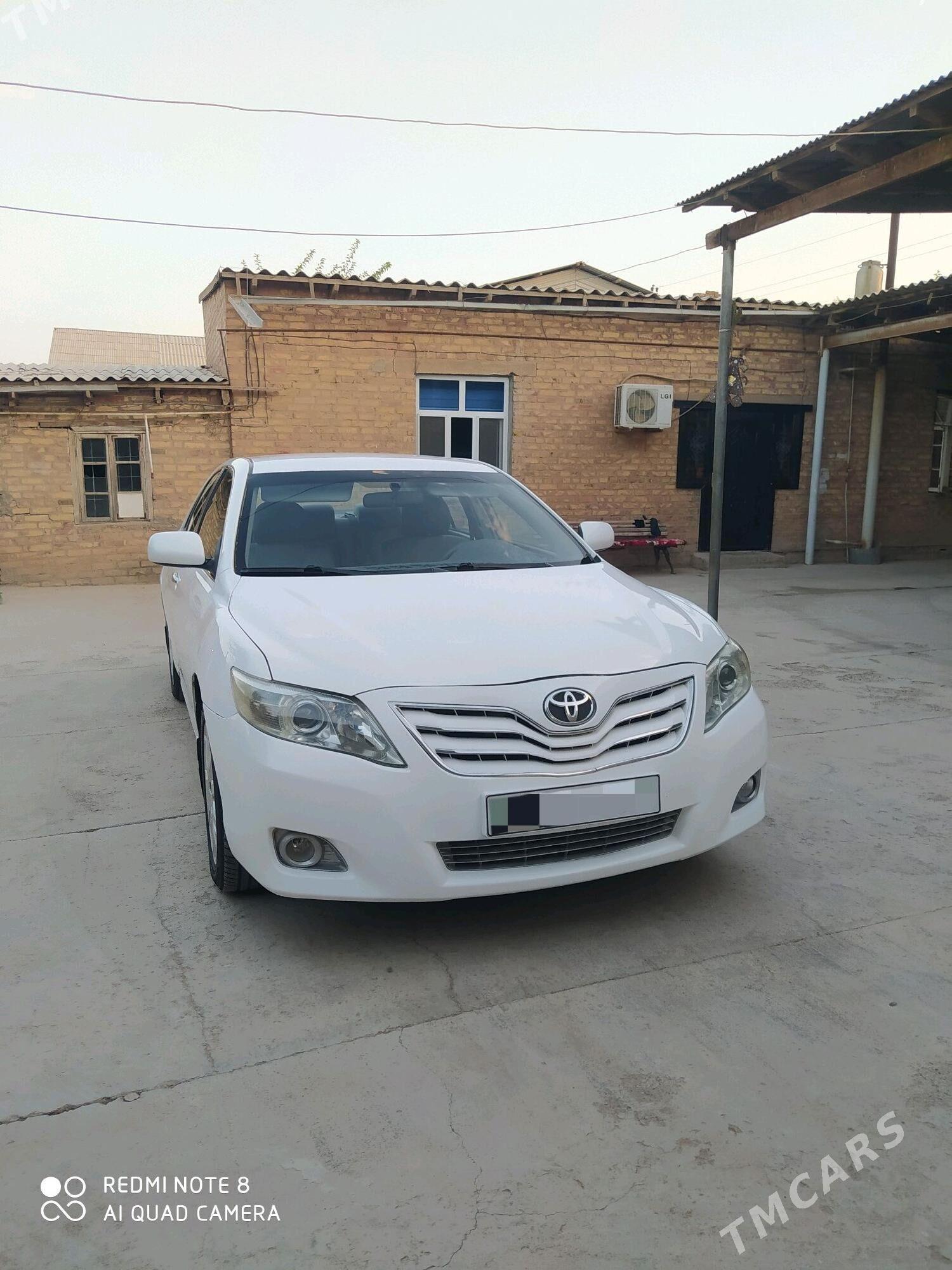 Toyota Camry 2010 - 145 000 TMT - Теджен - img 3