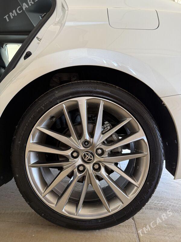 Toyota Camry 2023 - 570 000 TMT - Ашхабад - img 4