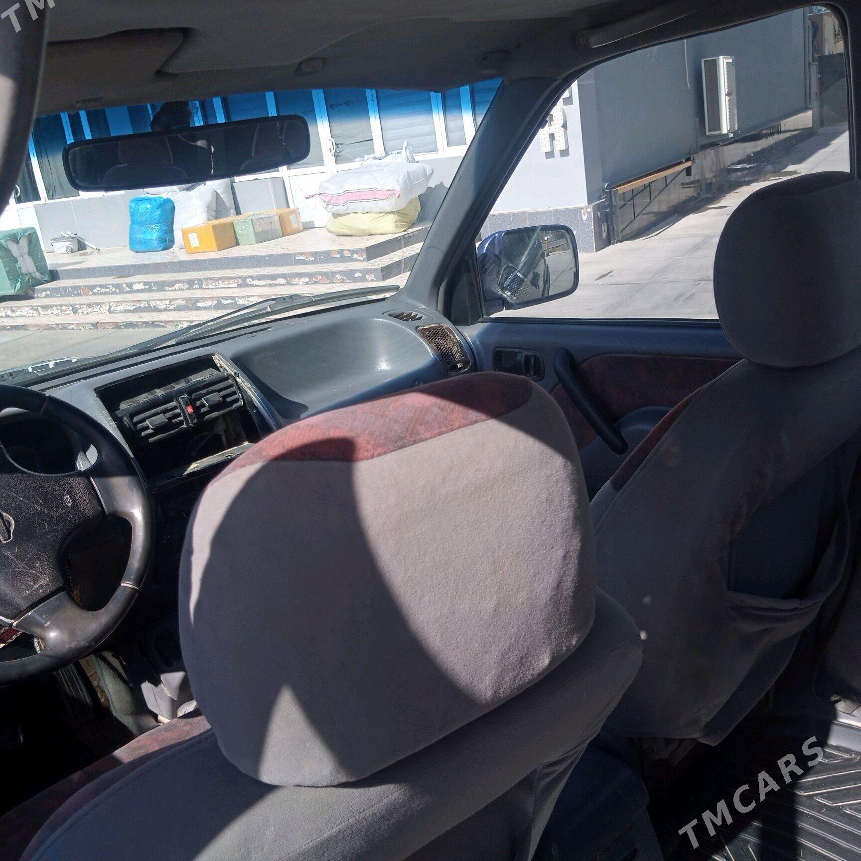 Nissan Pathfinder Armada 2000 - 70 000 TMT - Мары - img 8