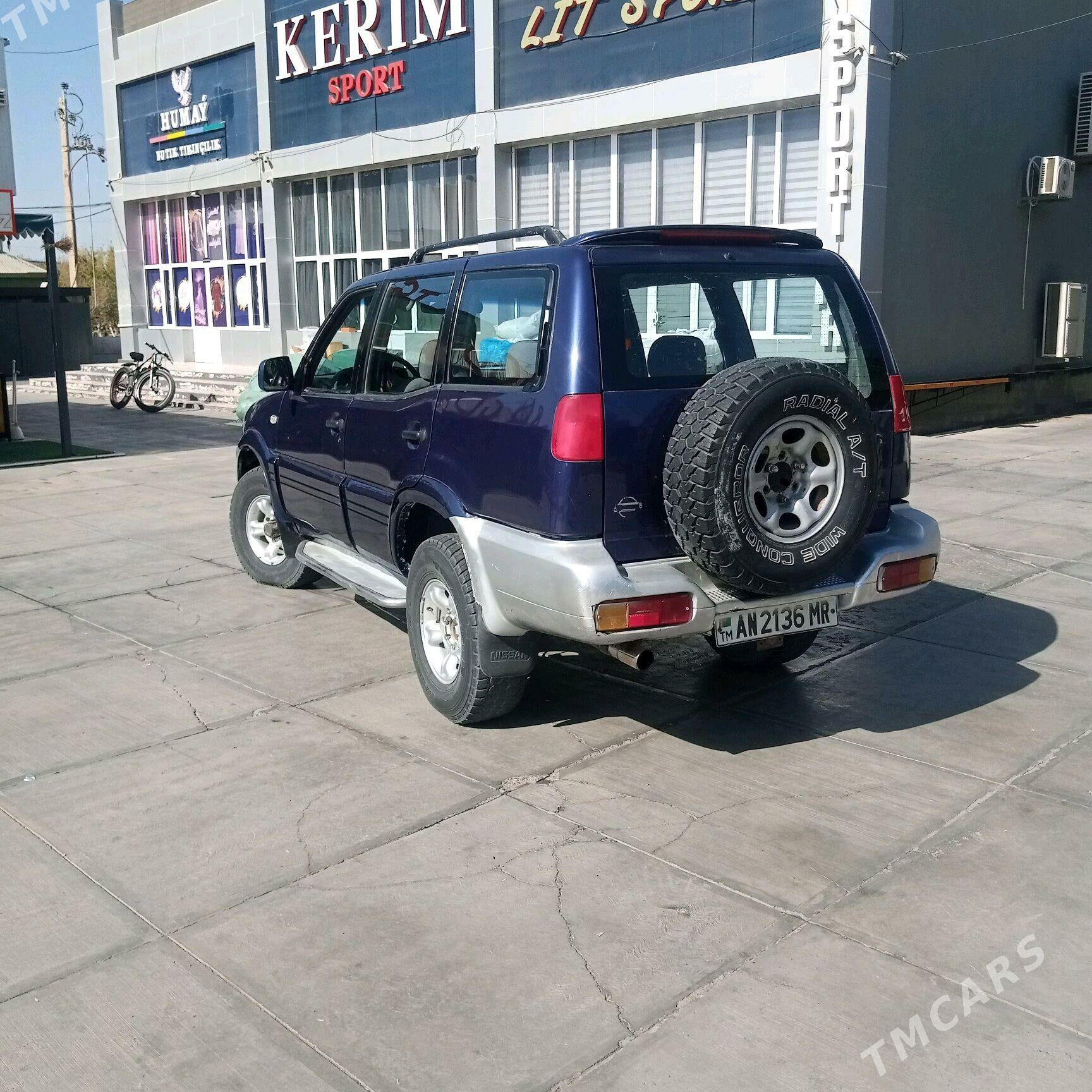 Nissan Pathfinder Armada 2000 - 70 000 TMT - Мары - img 5