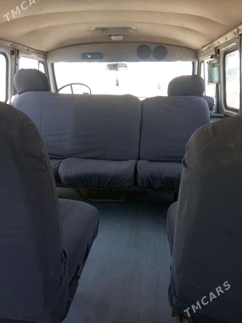 UAZ Profi 2004 - 25 000 TMT - Esenguly - img 1