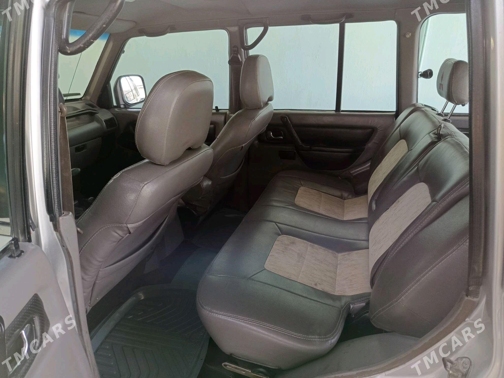 Mitsubishi Montero 1995 - 110 000 TMT - Balkanabat - img 6