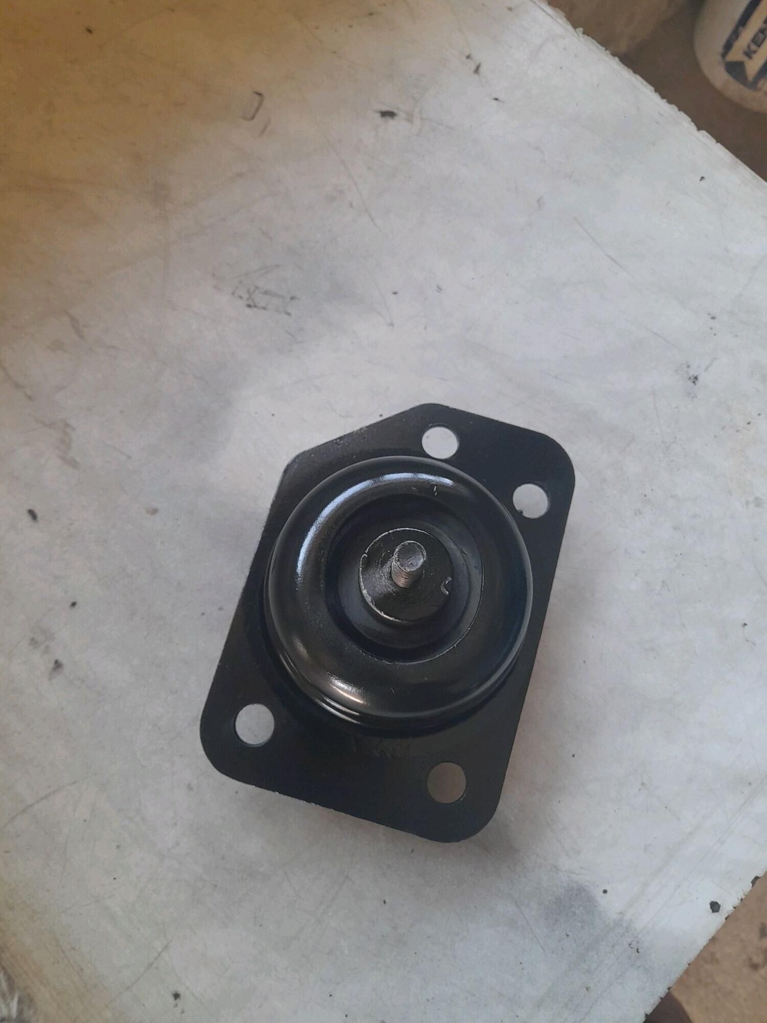 ПАДУШКА ШЕВРАЛЕТ 100 TMT - Дашогуз - img 1