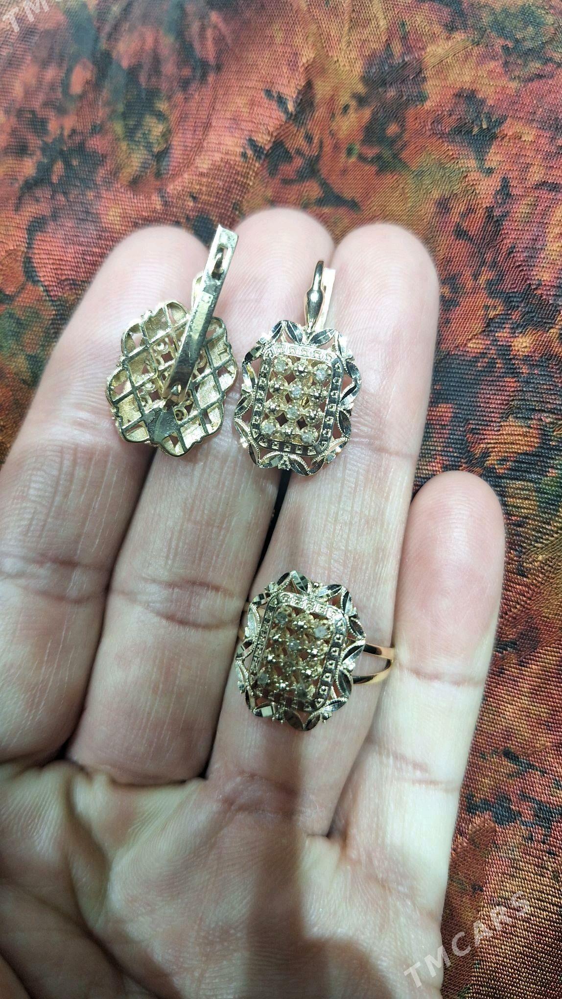 Gyzyl komplekt - Aşgabat - img 2