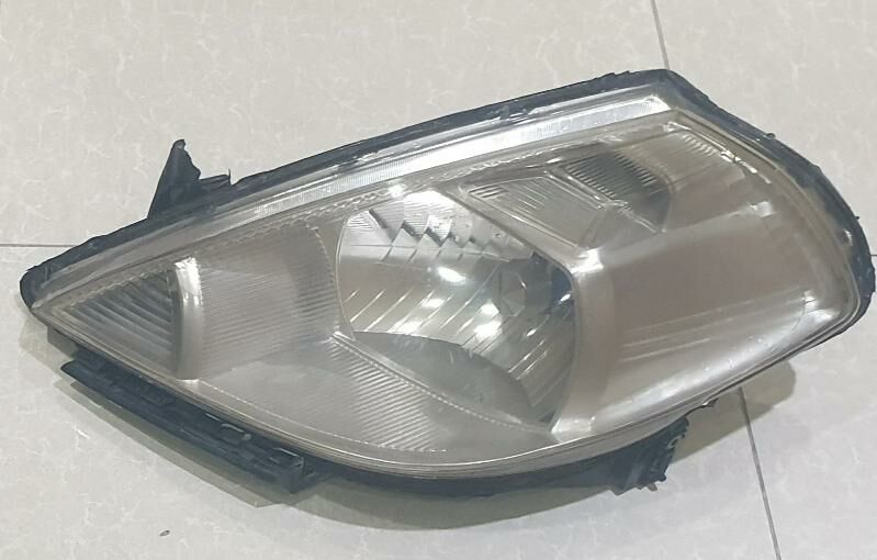 Nissan TIIDA 06-11ý. çep fara 500 TMT - Ашхабад - img 1