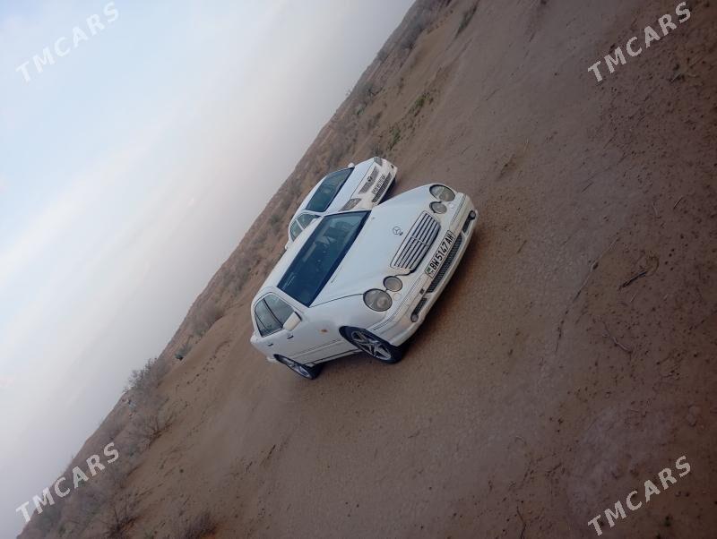 Mercedes-Benz E320 1996 - 50 000 TMT - Änew - img 2