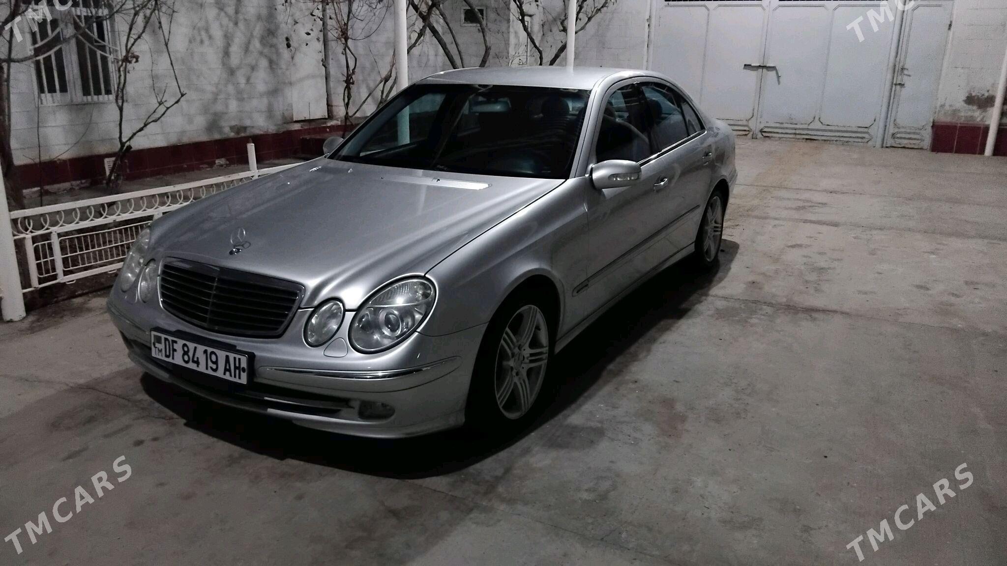 Mercedes-Benz E320 2002 - 110 000 TMT - Теджен - img 5