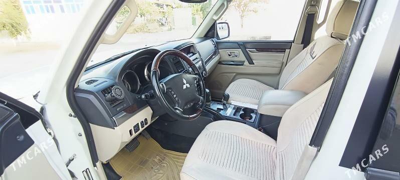 Mitsubishi Pajero 2013 - 230 000 TMT - Чарджоу - img 6