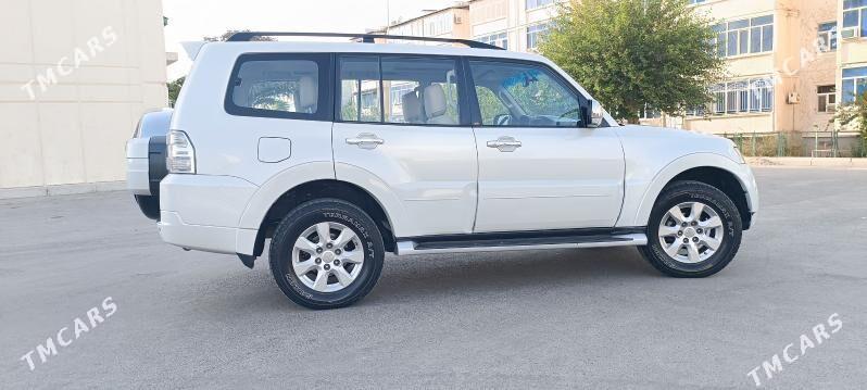 Mitsubishi Pajero 2013 - 230 000 TMT - Чарджоу - img 4