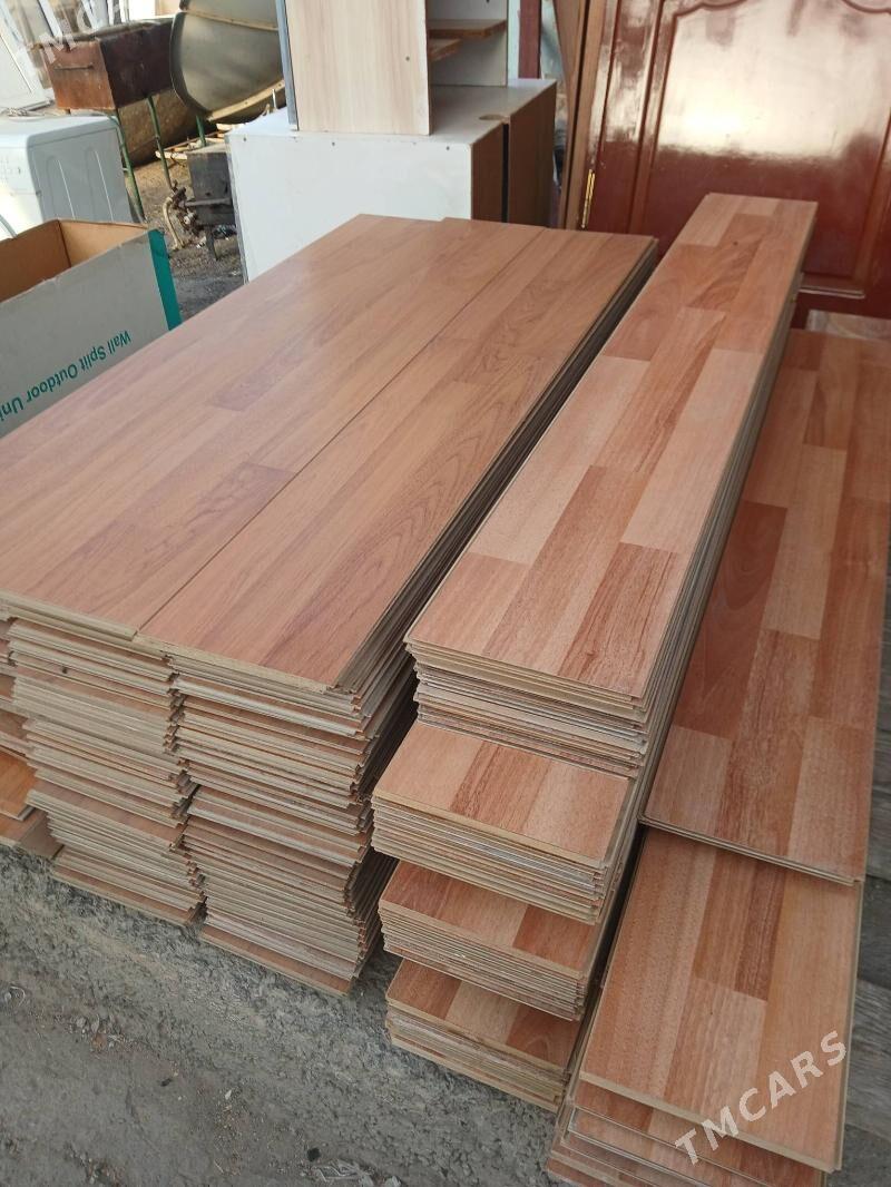 LAMINANT - Гаудан "В" - img 4