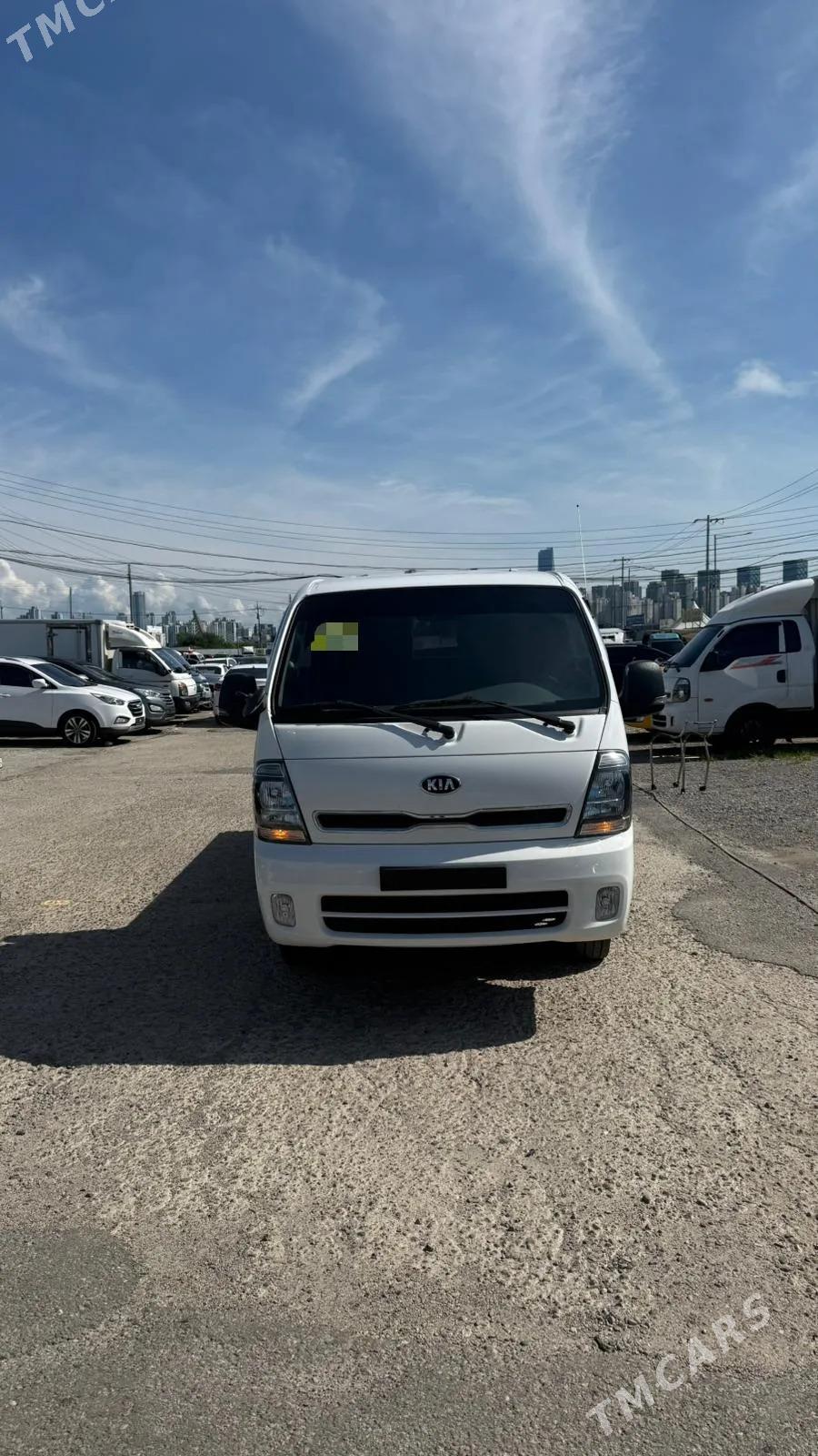 Kia Bongo 2020 - 260 000 TMT - Дашогуз - img 6