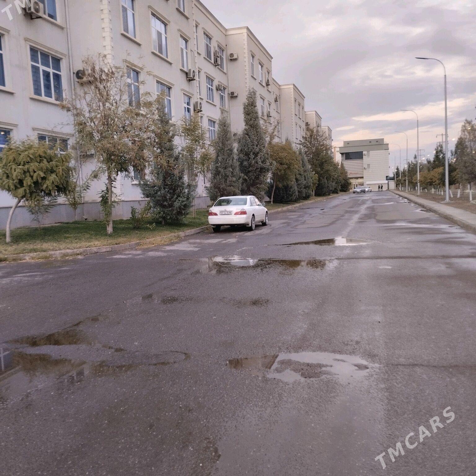 Toyota Avalon 2002 - 170 000 TMT - Mary - img 1