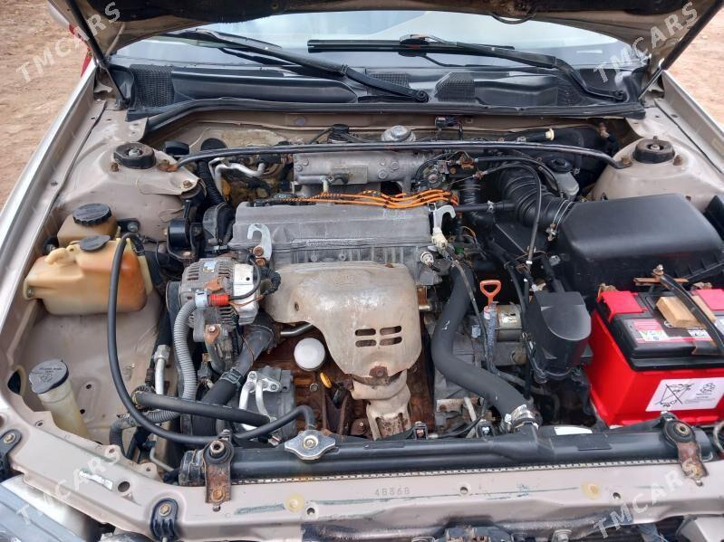 Toyota Camry 2001 - 165 000 TMT - етр. Туркменбаши - img 4