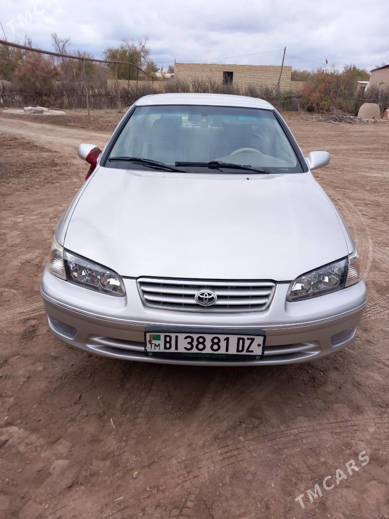Toyota Camry 2001 - 165 000 TMT - етр. Туркменбаши - img 3