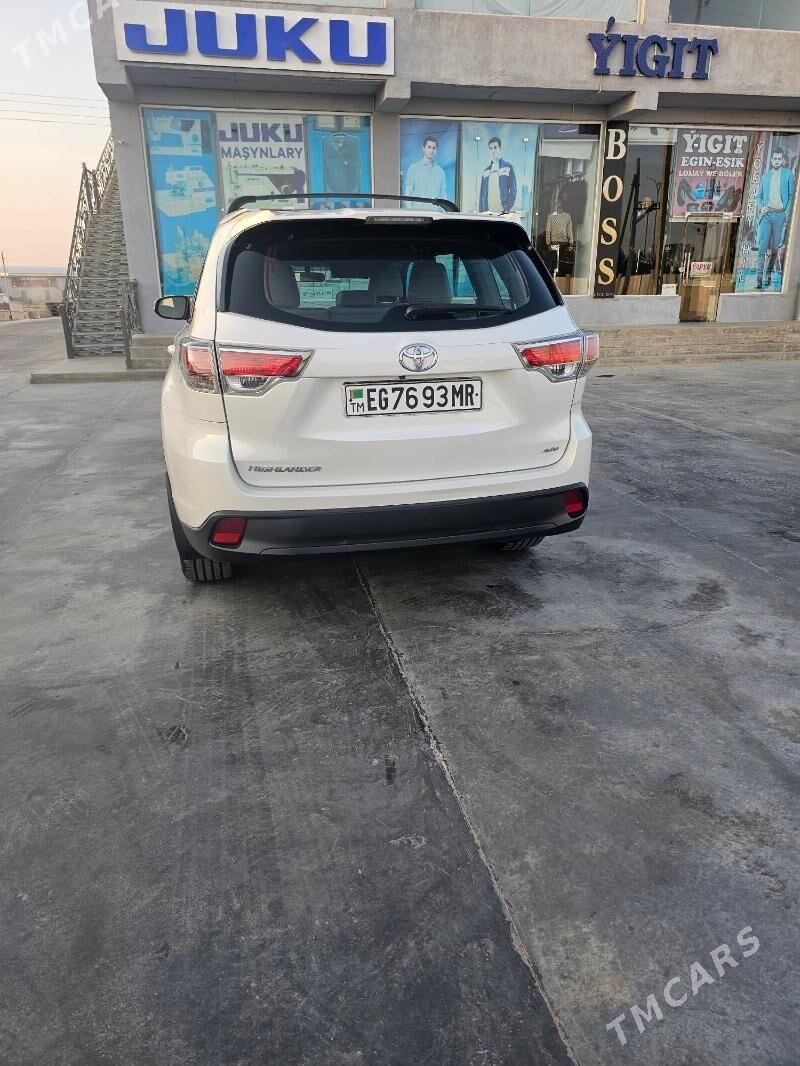 Toyota Highlander 2016 - 400 000 TMT - Мары - img 2