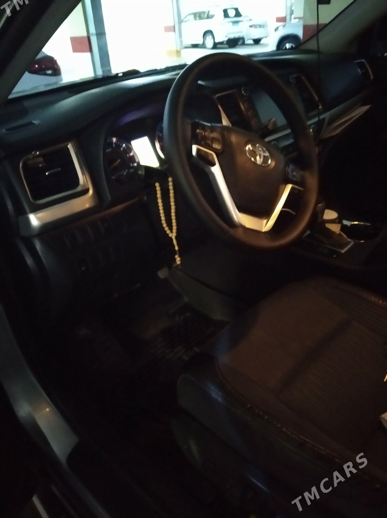 Toyota Highlander 2015 - 380 000 TMT - Ашхабад - img 7