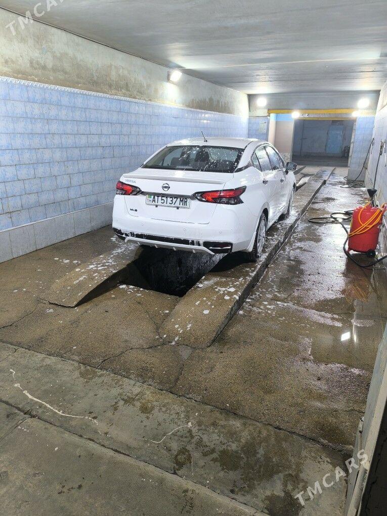 Nissan Versa 2022 - 200 000 TMT - Мары - img 5