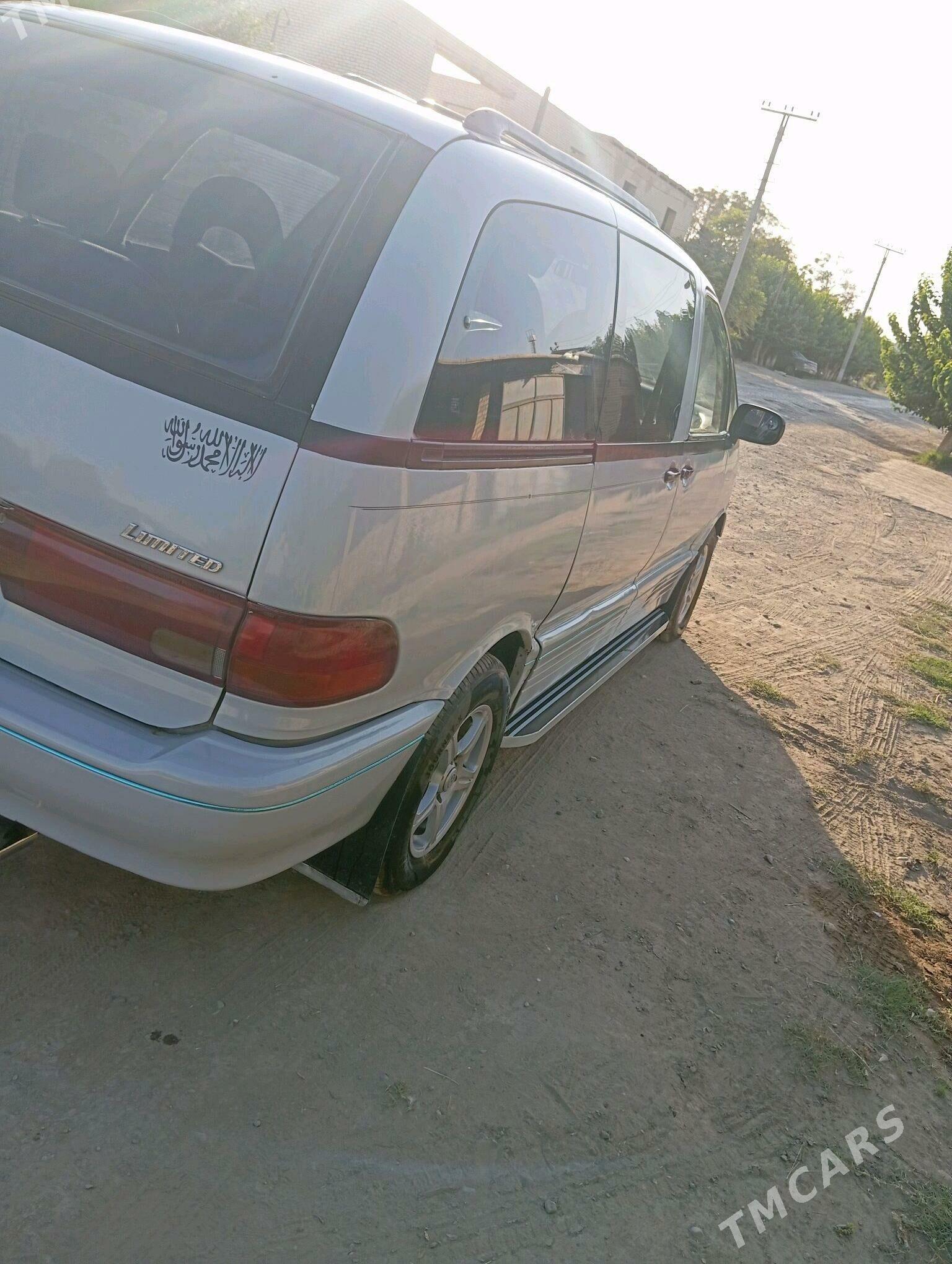 Toyota Previa 1991 - 90 000 TMT - Халач - img 3