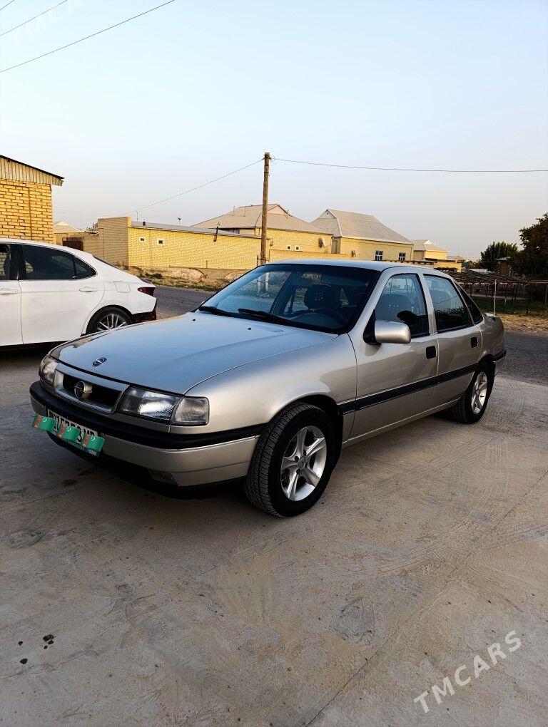 Opel Vectra 1990 - 50 000 TMT - Mary - img 1