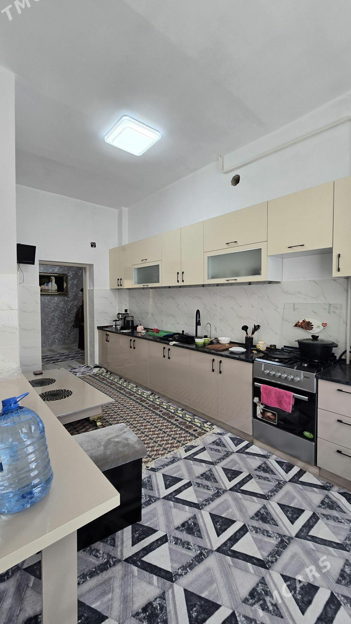 Элитка Аэропорт 4эт 4ком 171м² - Дашогуз - img 6