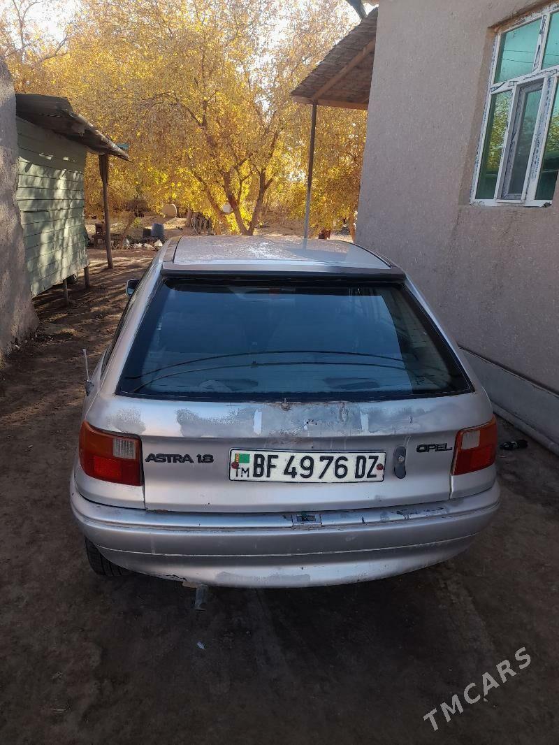 Opel Astra 1992 - 30 000 TMT - Boldumsaz - img 2