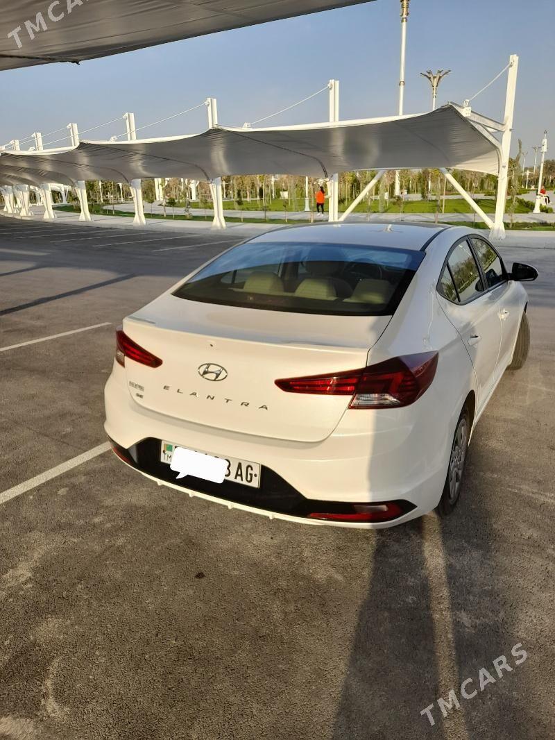 Hyundai Elantra 2020 - 245 000 TMT - Бузмеин ГРЭС - img 2