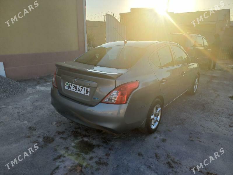 Nissan Versa 2013 - 105 000 TMT - Туркменабат - img 2