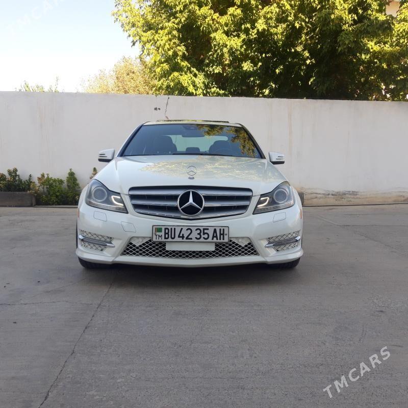 Mercedes-Benz C300 2012 - 200 000 TMT - Änew - img 2