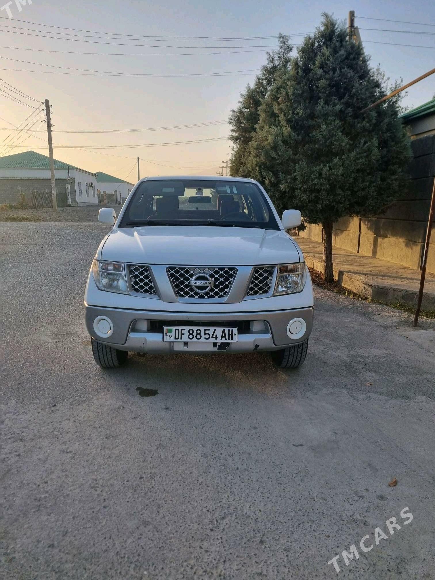 Nissan Navara 2011 - 136 000 TMT - Гёкдепе - img 6