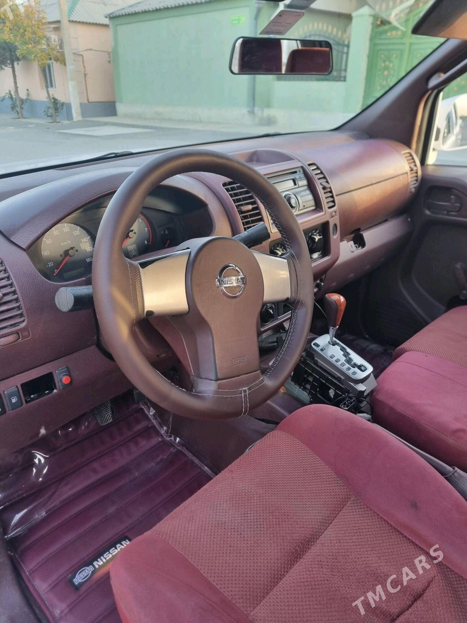 Nissan Navara 2011 - 136 000 TMT - Гёкдепе - img 5