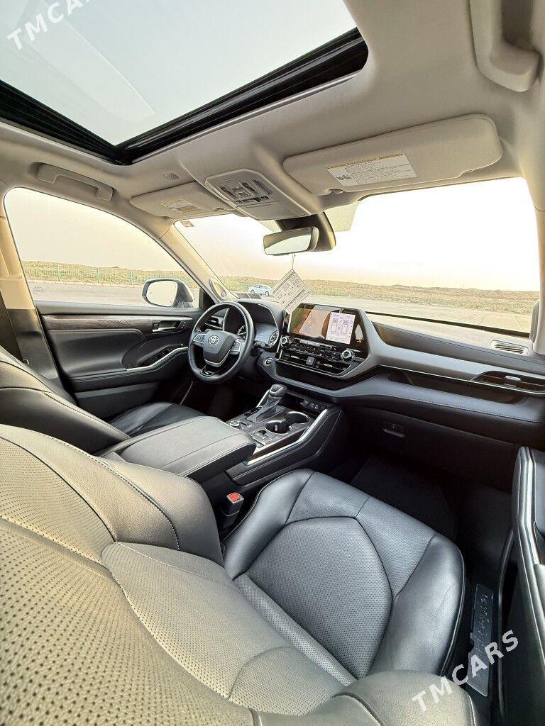 Toyota Highlander 2022 - 697 000 TMT - Aşgabat - img 8