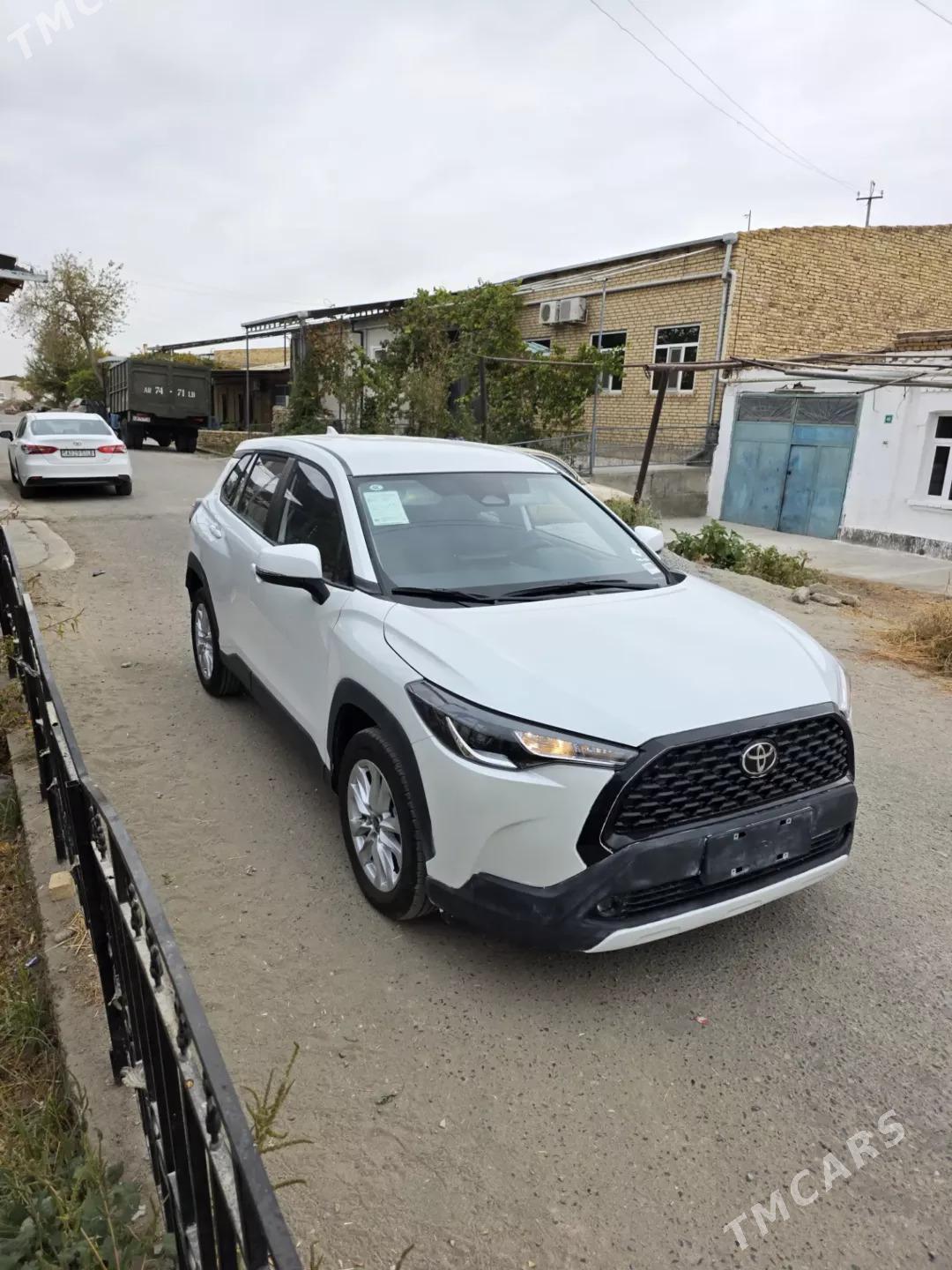 Toyota Corolla Cross 2025 - 405 000 TMT - Türkmenabat - img 2