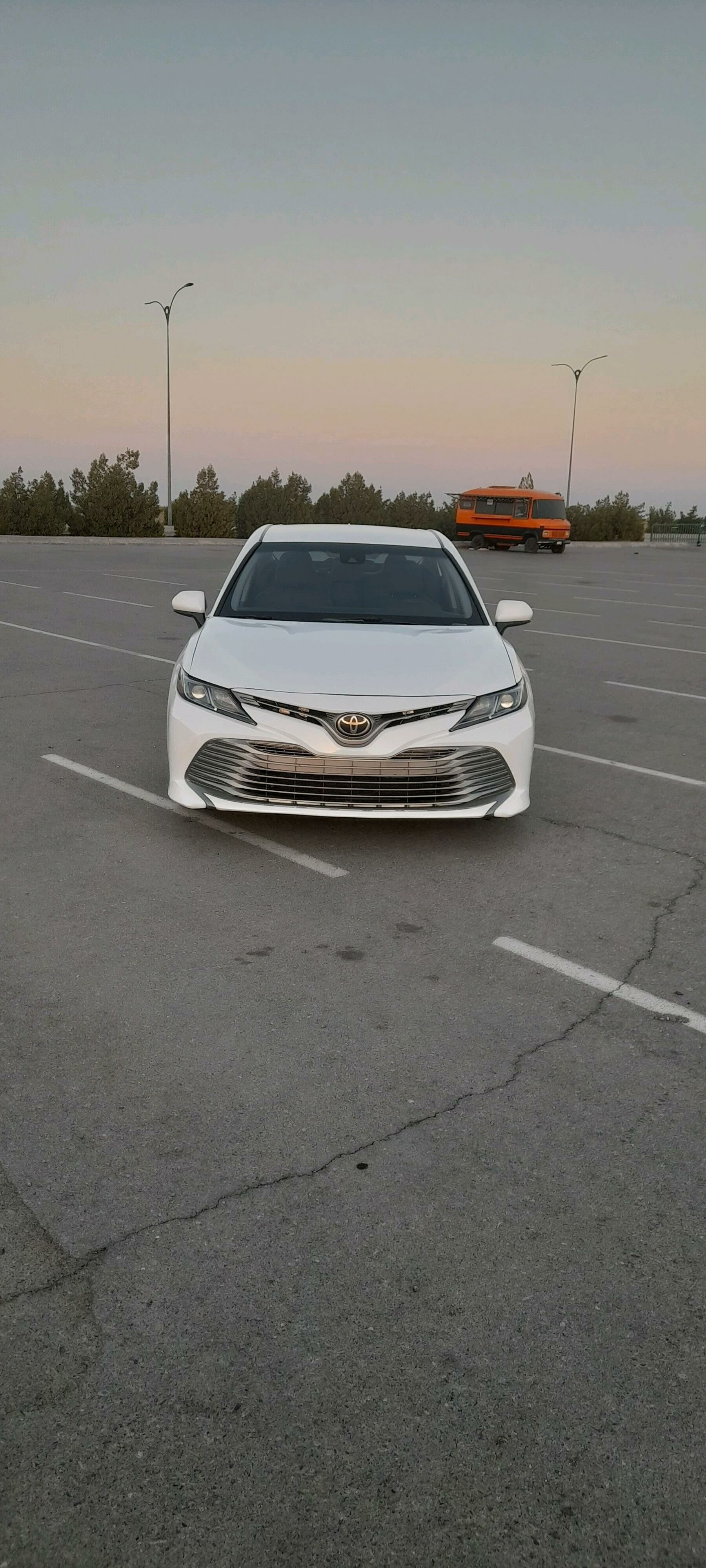 Toyota Camry 2019 - 283 000 TMT - Aşgabat - img 2
