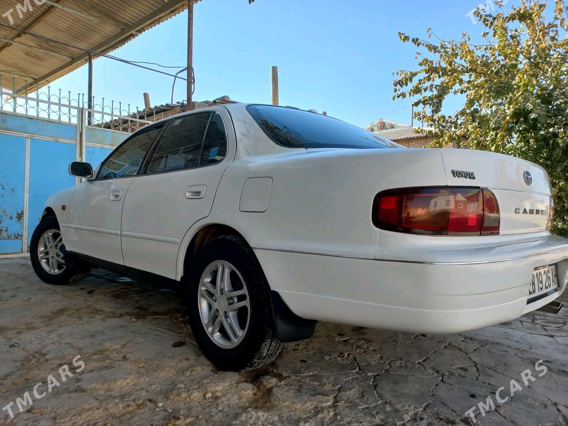 Toyota Camry 1996 - 93 000 TMT - Теджен - img 4