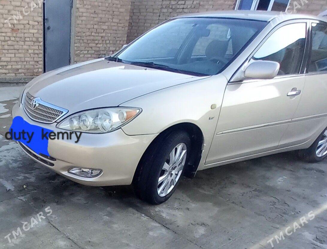 Toyota Camry 2004 - 150 000 TMT - Bäherden - img 4
