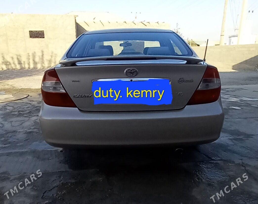 Toyota Camry 2004 - 150 000 TMT - Bäherden - img 7