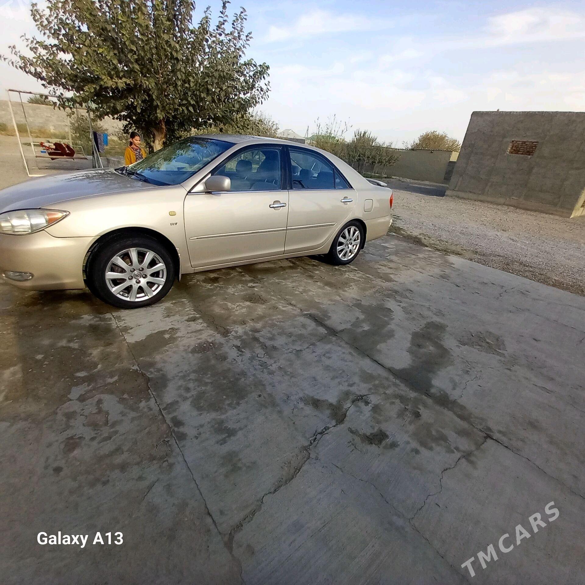 Toyota Camry 2004 - 150 000 TMT - Bäherden - img 8