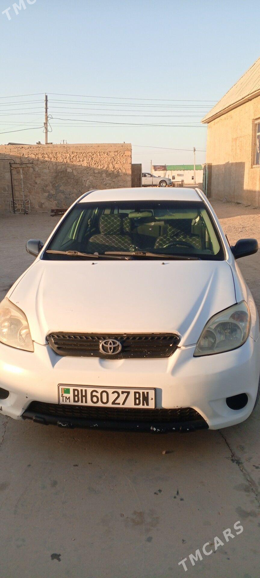 Toyota Matrix 2004 - 102 000 TMT - Balkanabat - img 1