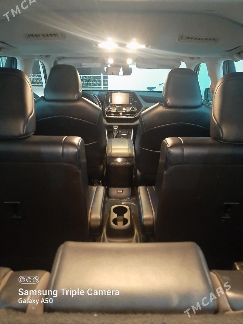 Toyota Highlander 2022 - 650 000 TMT - Kerki - img 8