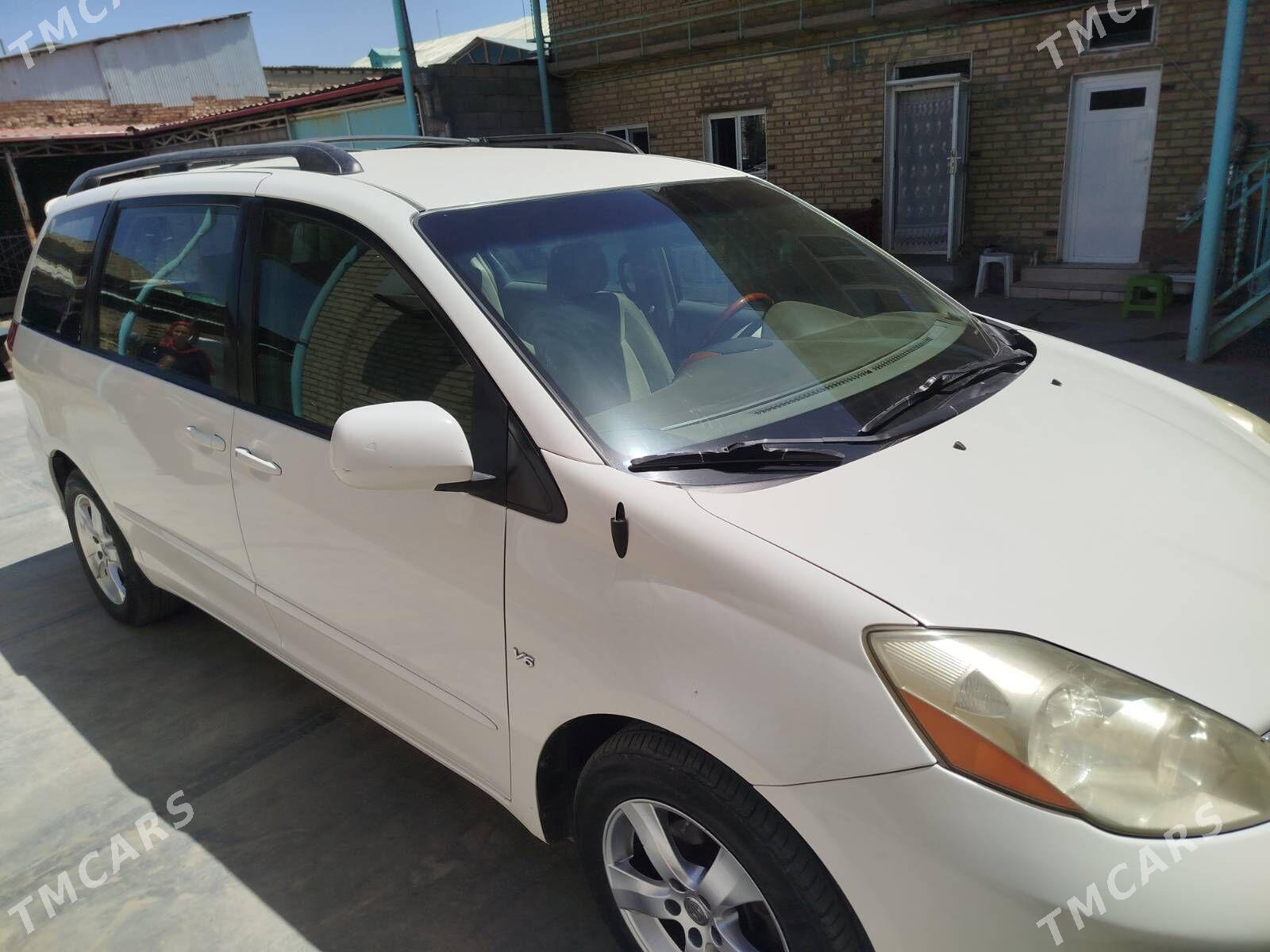 Toyota Sienna 2006 - 240 000 TMT - Aşgabat - img 2