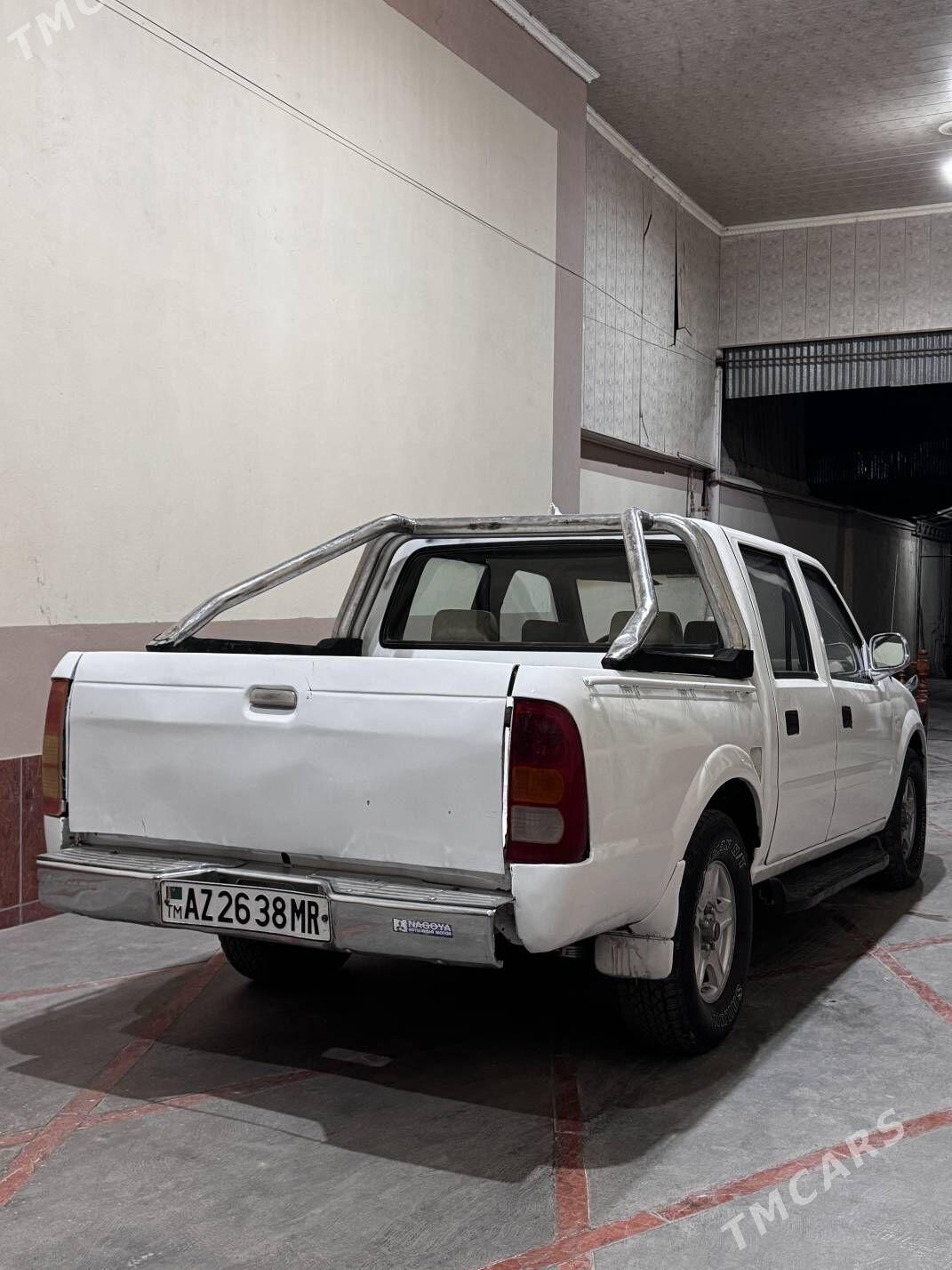 Toyota Hilux 2006 - 75 000 TMT - Baýramaly - img 4