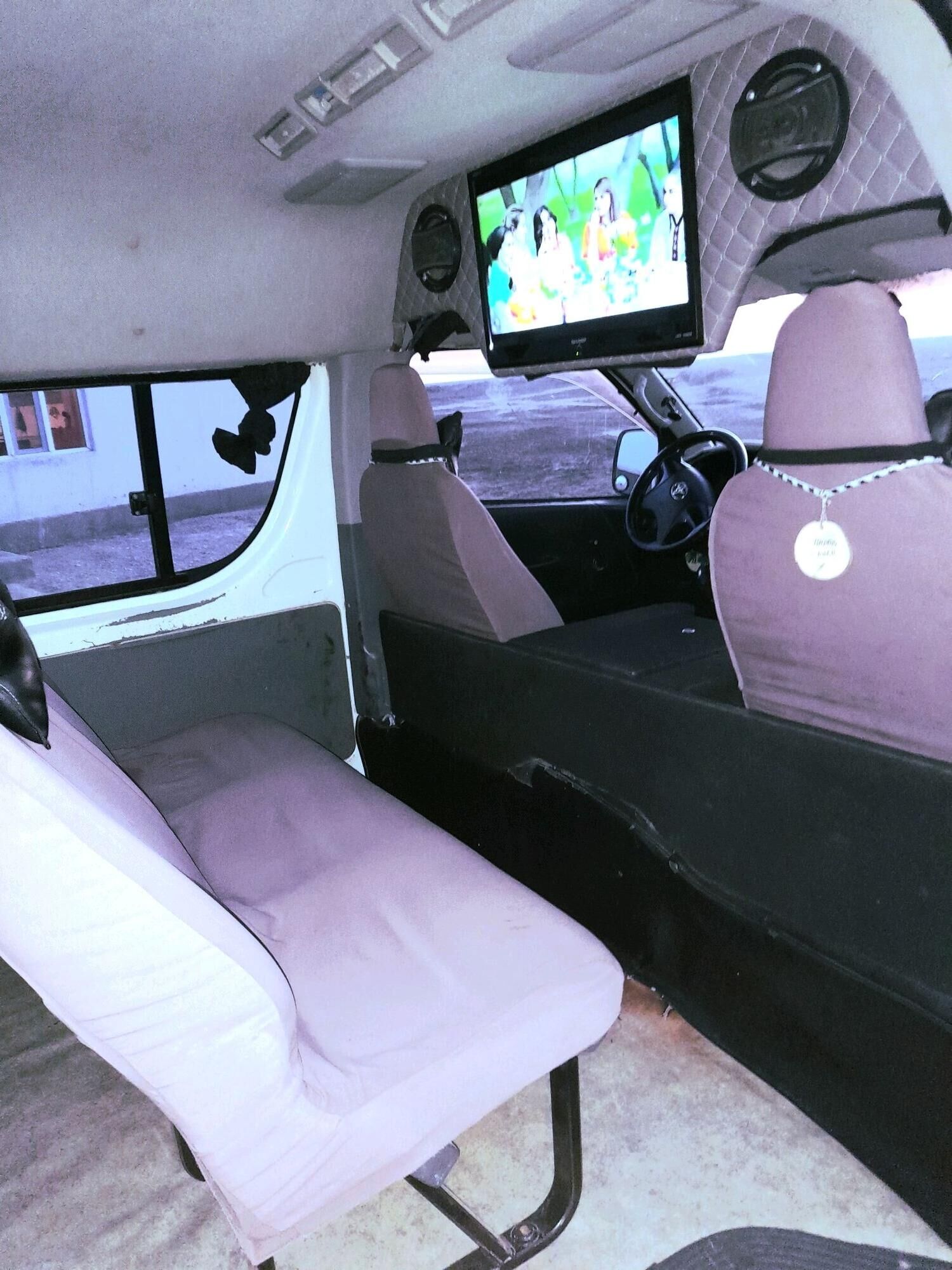 Toyota Hiace 2008 - 300 000 TMT - Balkanabat - img 6