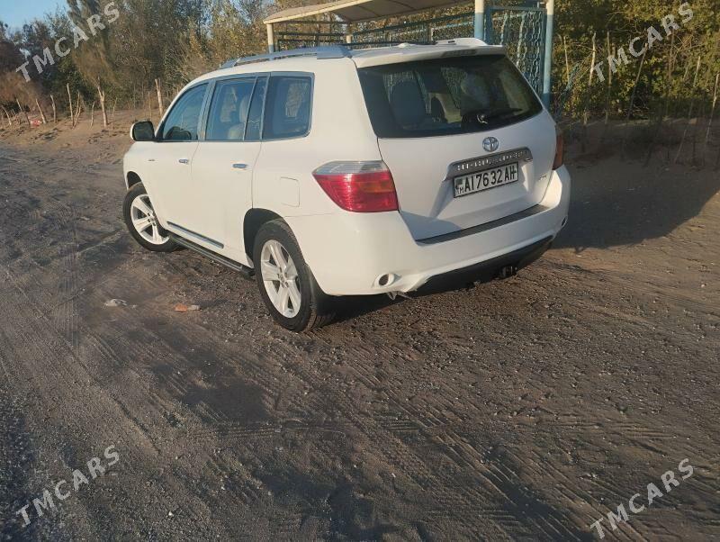 Toyota Highlander 2010 - 280 000 TMT - Ak bugdaý etraby - img 1