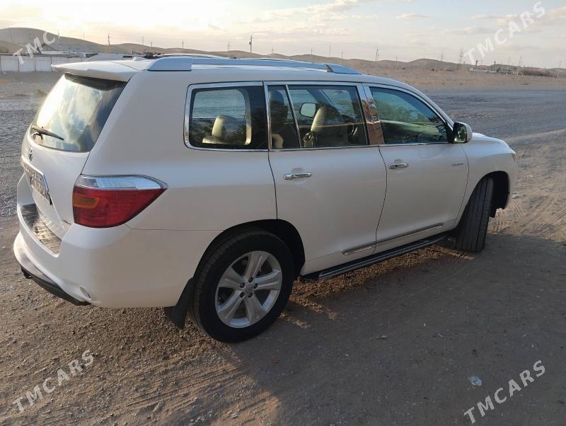 Toyota Highlander 2010 - 280 000 TMT - Ak bugdaý etraby - img 2