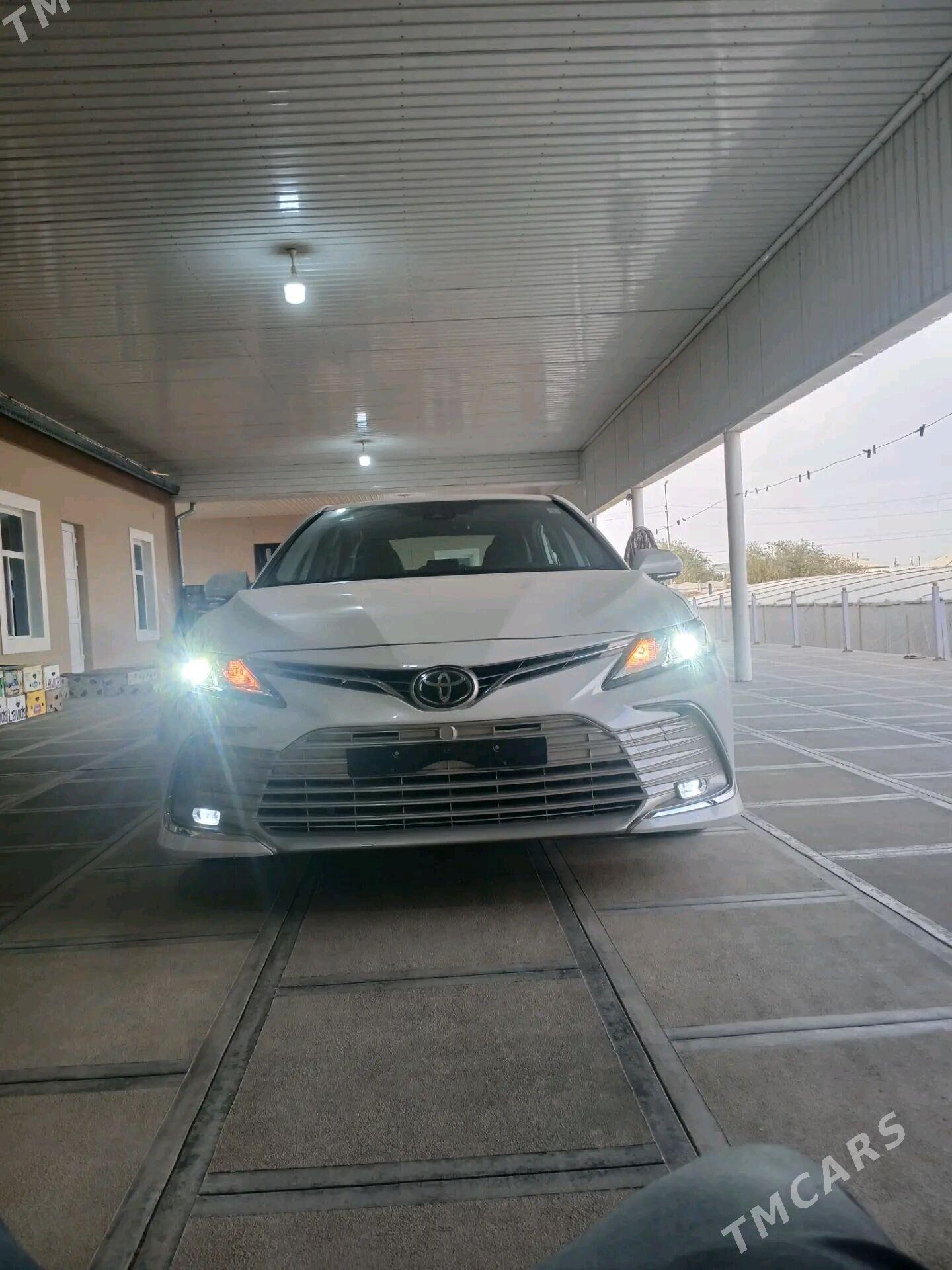 Toyota Camry 2022 - 350 000 TMT - Мары - img 9
